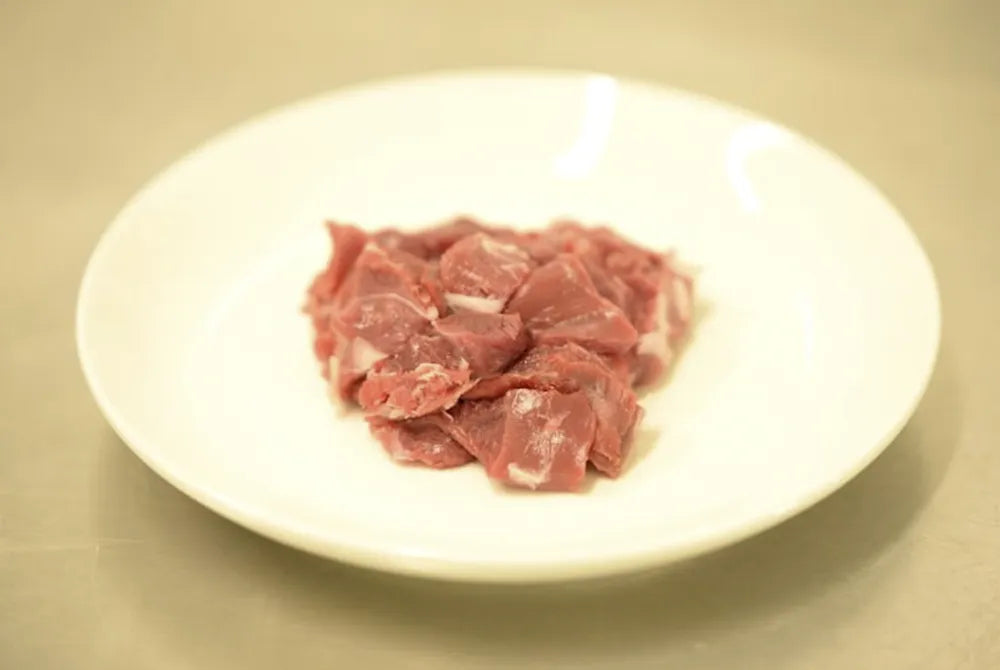 猪生肉カット　200g(冷凍品)